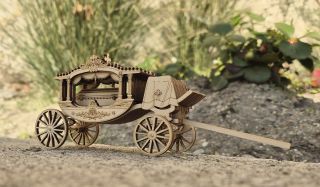 BLACK FRIDAY stavebnice pohřebního kočáru. Dočasně jsme také zpřístupnili ostatní black friday stavebnice....