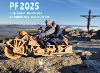 Zopakovali jsme odvážný propagační výjezd včelaře Bruno Pfeifera ze Cvikova, který v roce 1928 vyjel s motocyklem Čechie –...